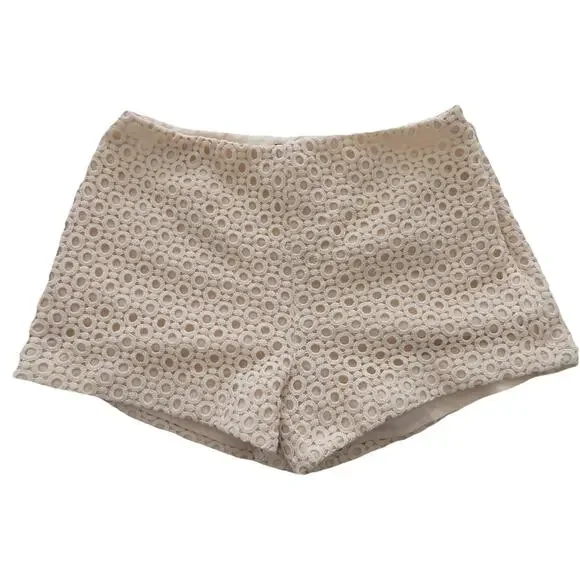 Banana Republic lace eyelet mini shorts size 2 - Picture 1 of 5